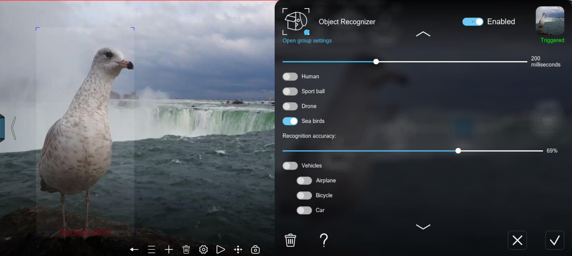 Smart animal recognizer in the Xeoma surveillance software: seabird recognition